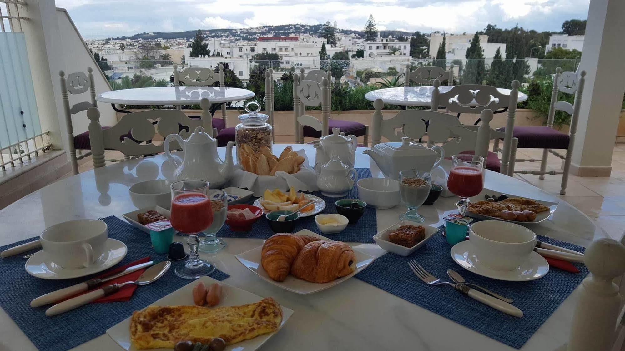 Bed & Breakfast Dar Ennassim La Marsa